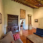 Tuscan With Pool Near Florence Ferienhaus